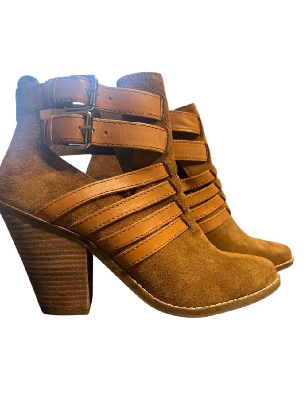 DV by Dolce Vita Caitlynn Cognac Suede Ankle Strappy Booties Size 8.5 NEW